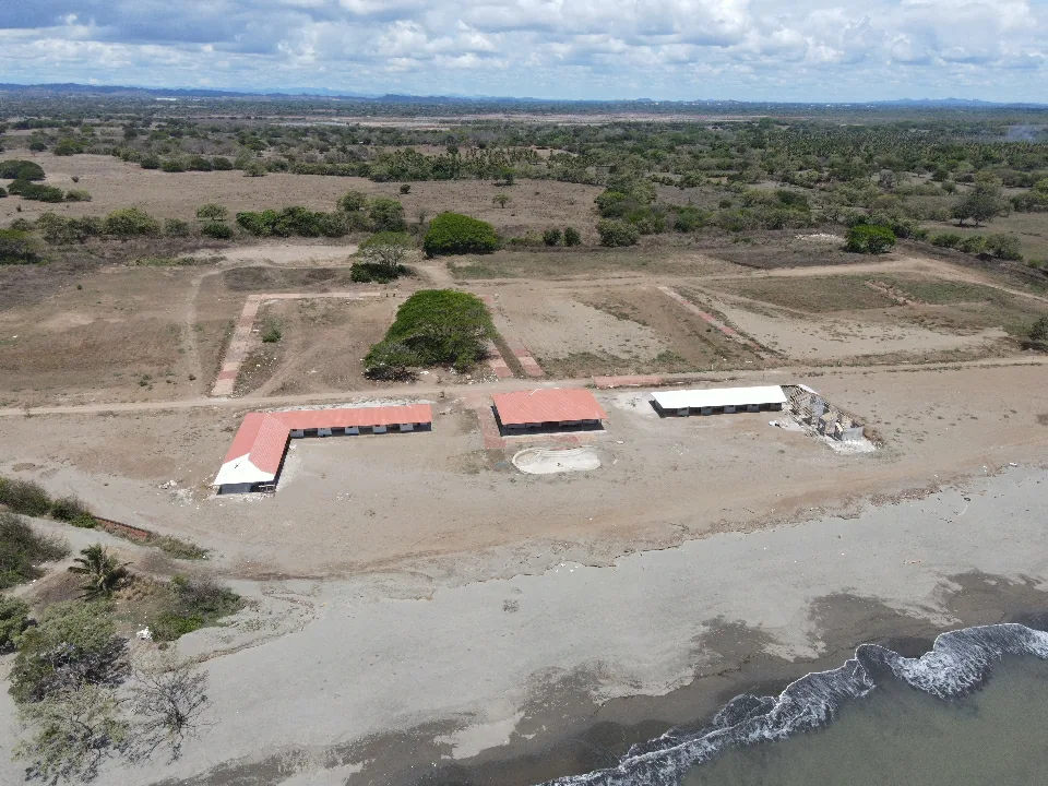 Complejo residencial costero construido con paneles EPS, vista aérea